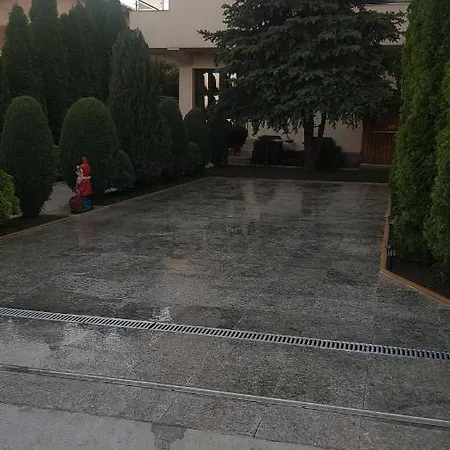 Villa Nut